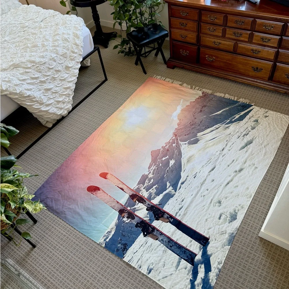 Urban Outfitters Limited Edition Dreamy Ski Tappestry